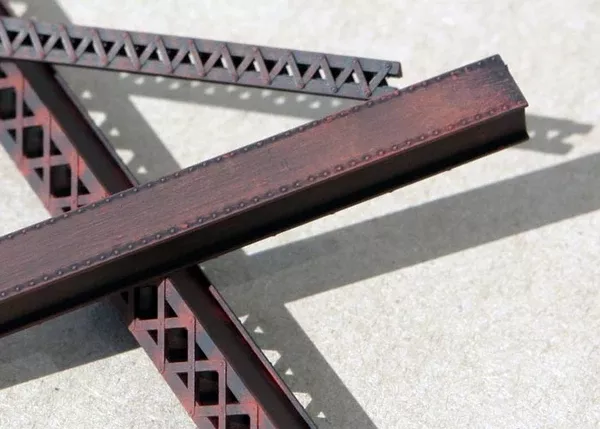 1900-5 Heavy Duty 30" Laced Girders (HO Scale)
