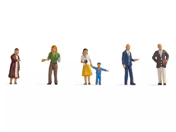 Noch 15481 - Figure Set - Pedestrians B (HO Scale)