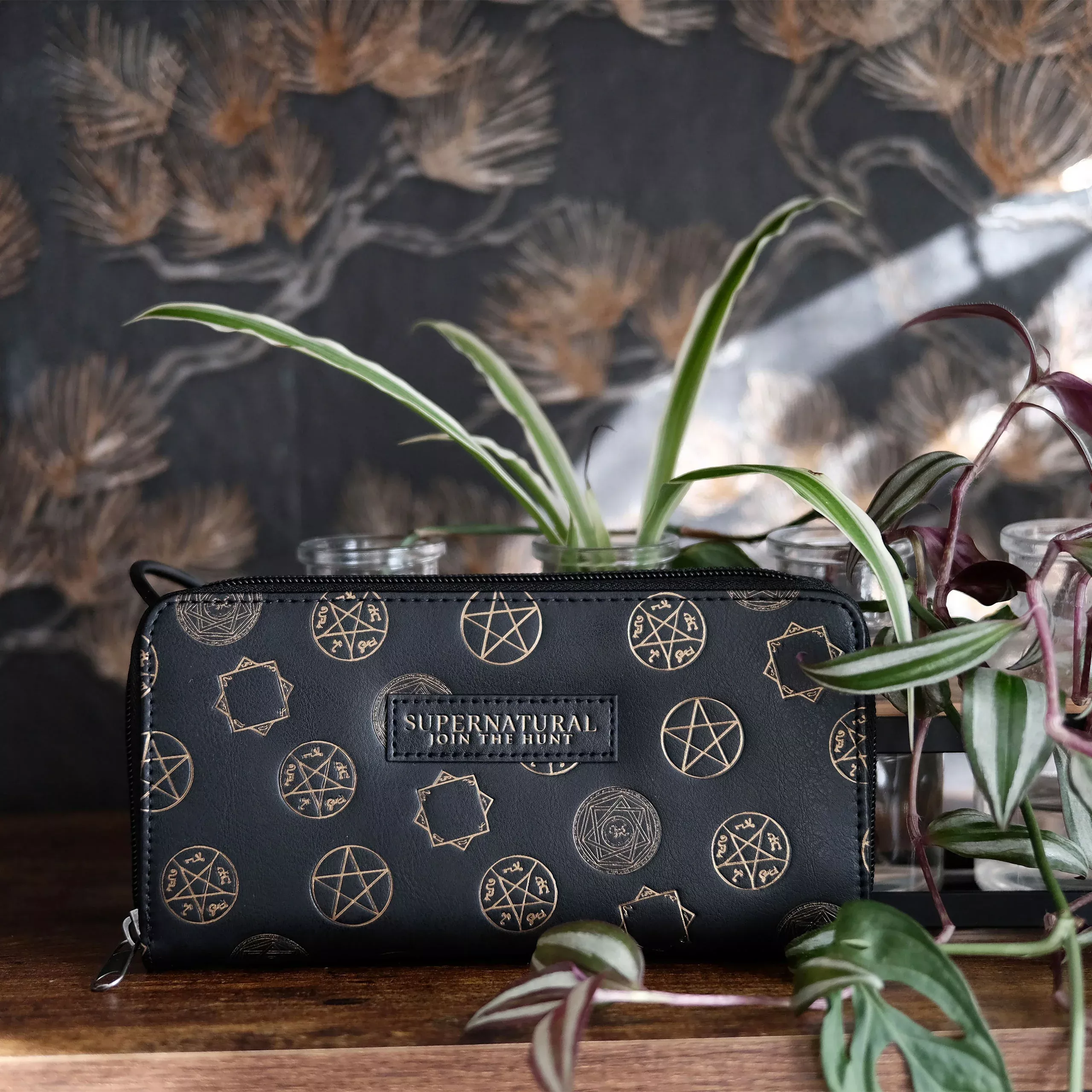 Supernatural - Symbols Wallet black